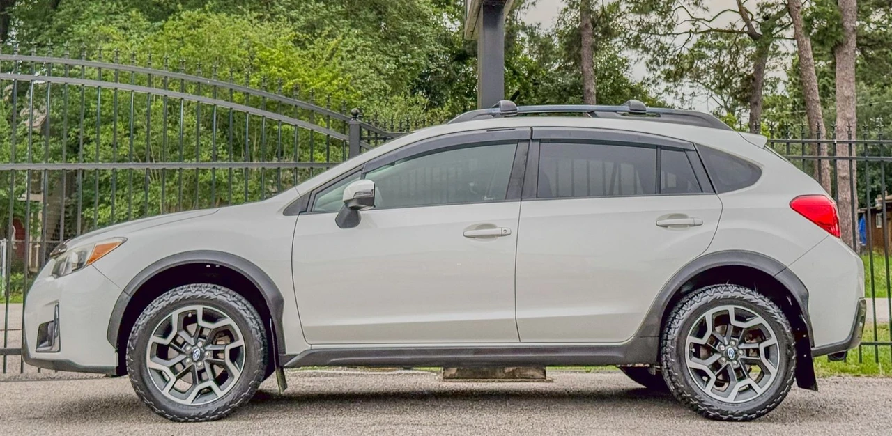 2017 Subaru Crosstrek 1st Gen - Image 3 of 12