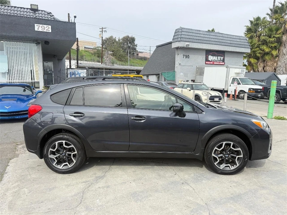 2017 Subaru Crosstrek 1st Gen - Image 10 of 27