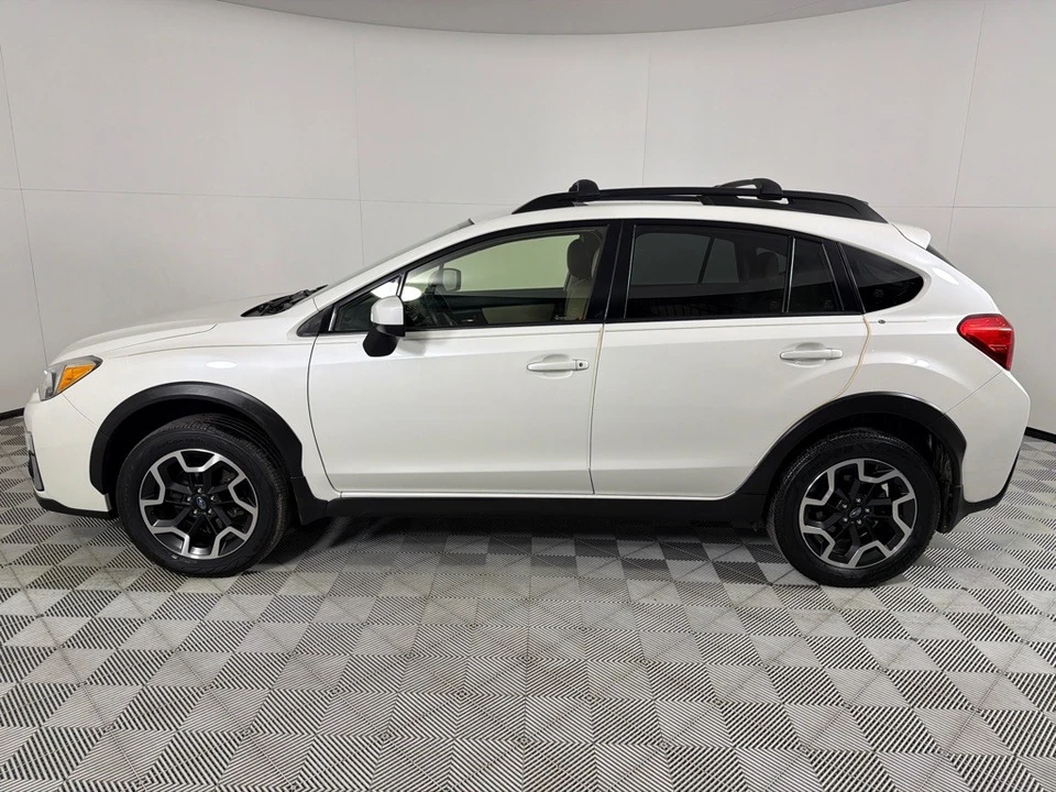2017 Subaru Crosstrek 1st Gen - Image 8 of 21