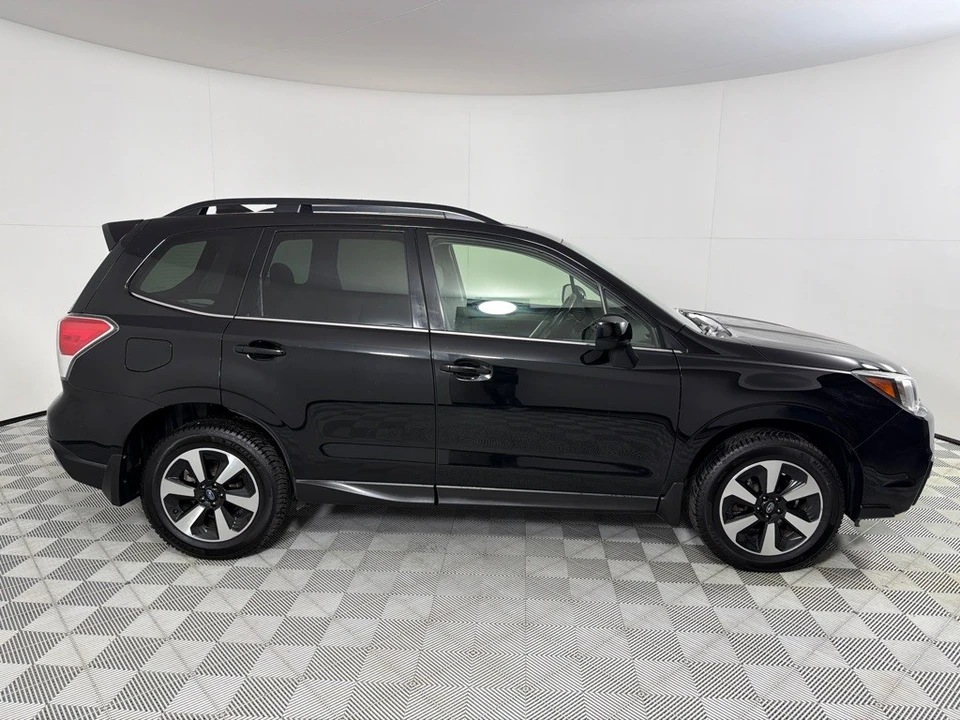 2017 Subaru Forester 4th Gen - Image 4 of 12