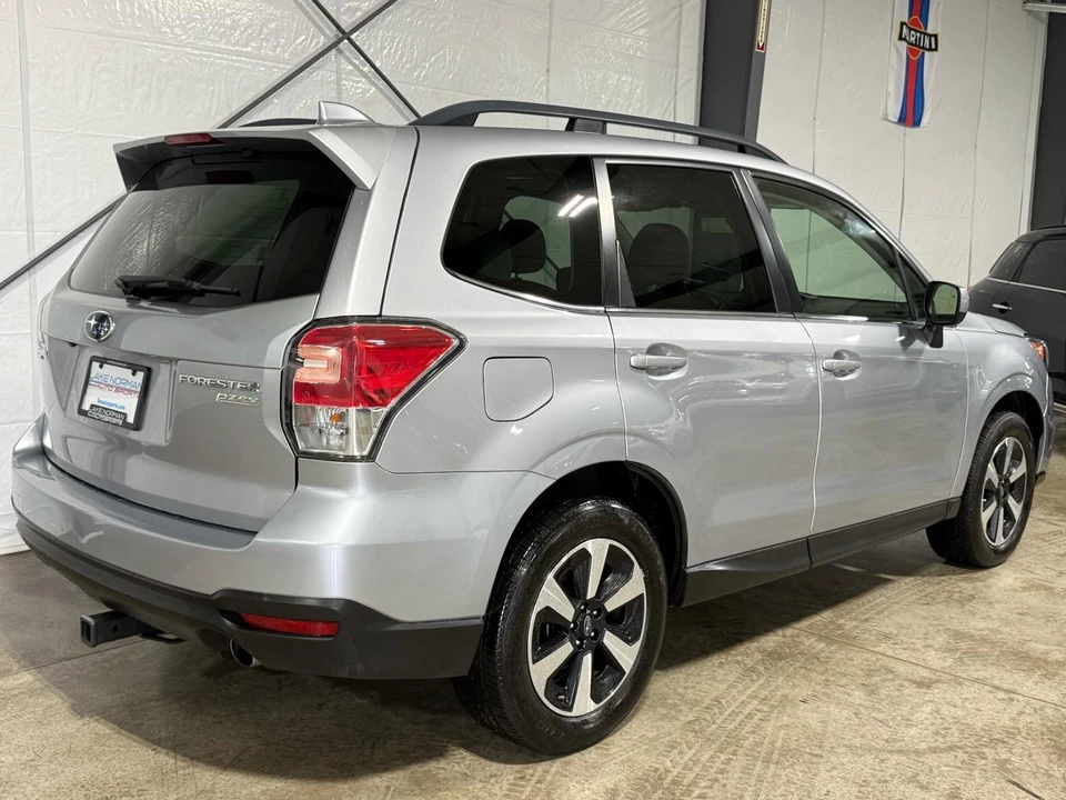 2017 Subaru Forester 4th Gen - Image 8 of 21