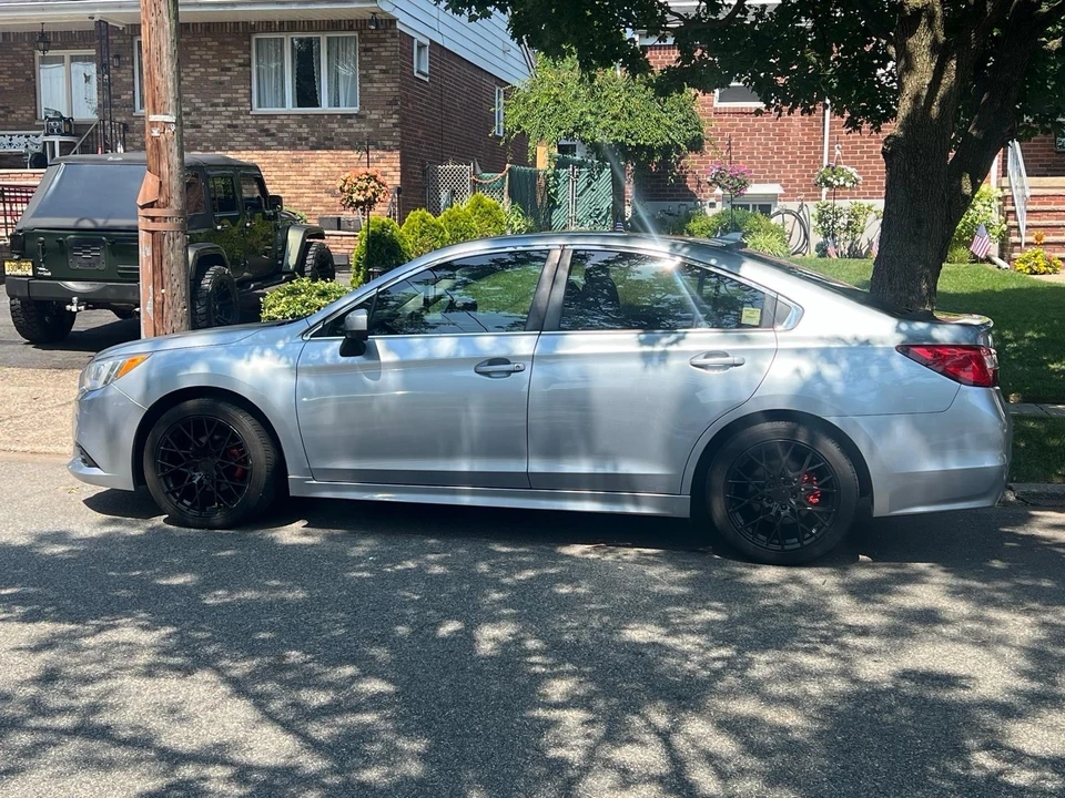 2017 Subaru Legacy 6th Gen - Image 2 of 9