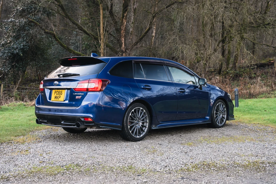 2017 Subaru - Image 7 of 31