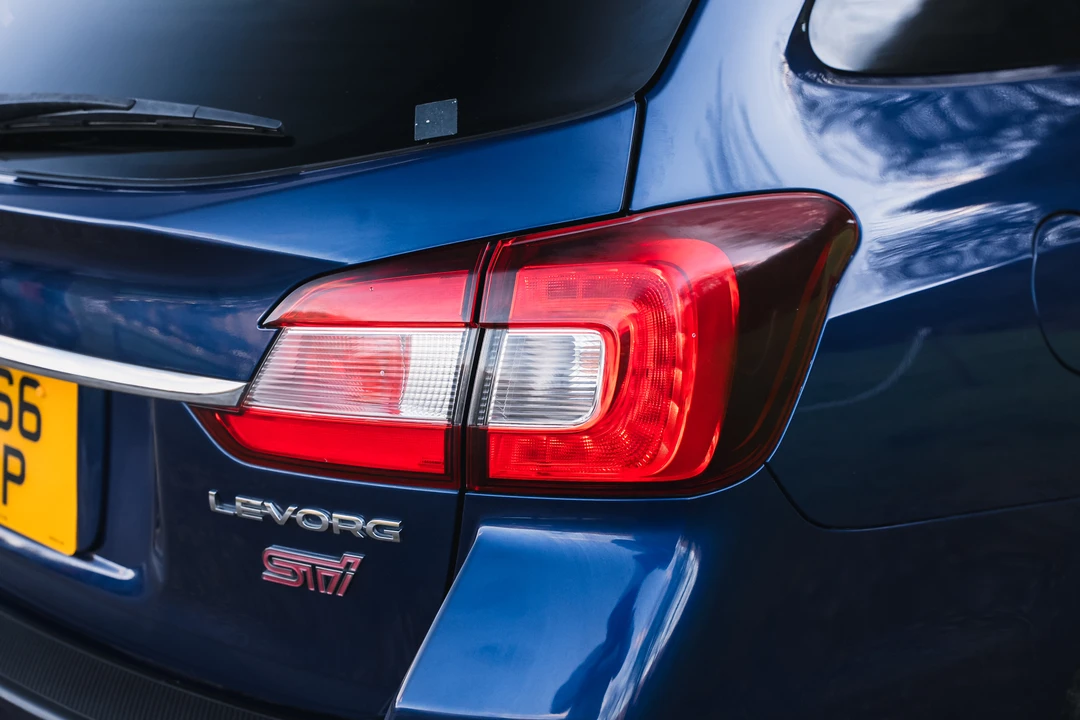 2017 Subaru - Image 21 of 31
