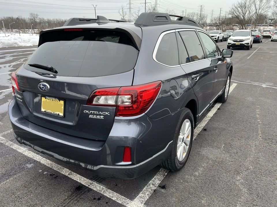 2017 Subaru Outback 5th Gen - Image 3 of 8