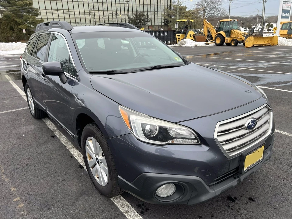2017 Subaru Outback 5th Gen - Image 2 of 8