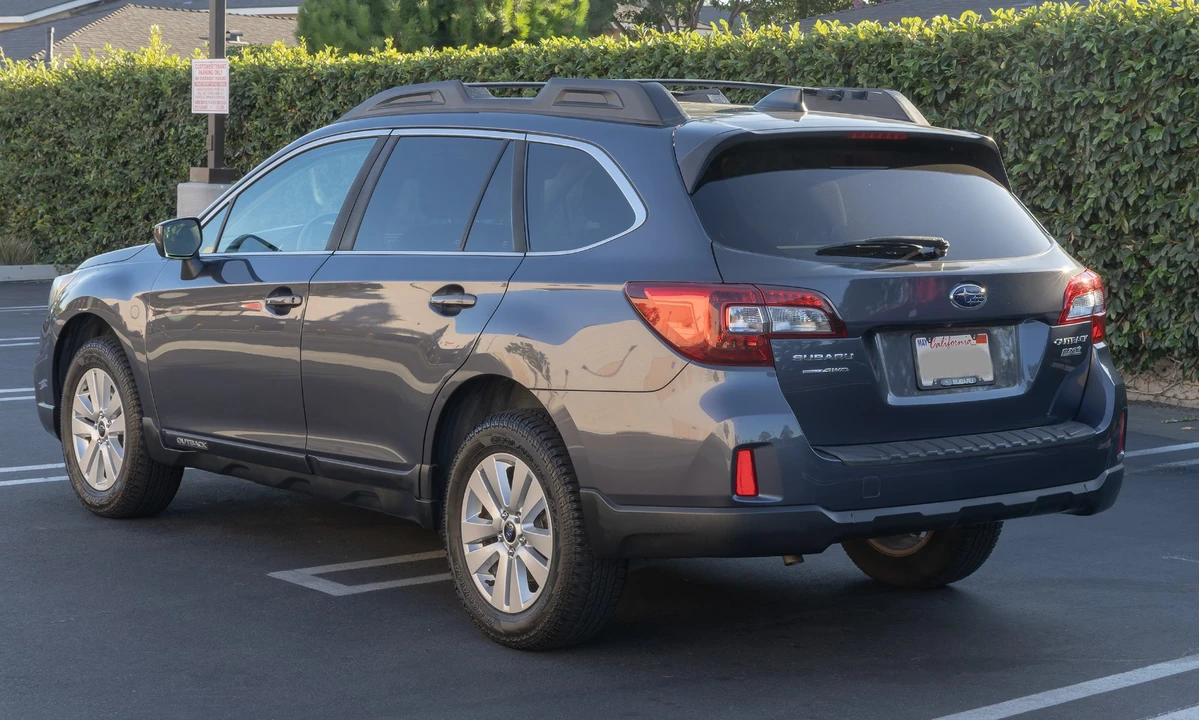 2017 Subaru Outback 5th Gen - Image 9 of 20
