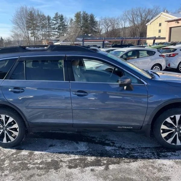 2017 Subaru Outback 5th Gen - Image 11 of 12