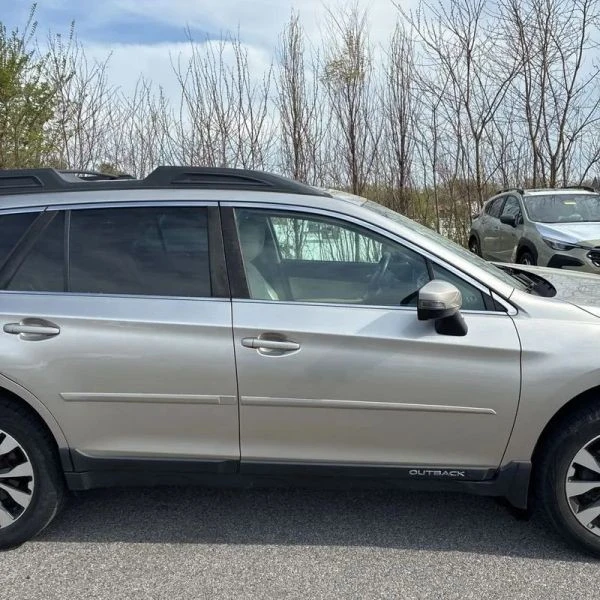 2017 Subaru Outback 5th Gen - Image 11 of 12