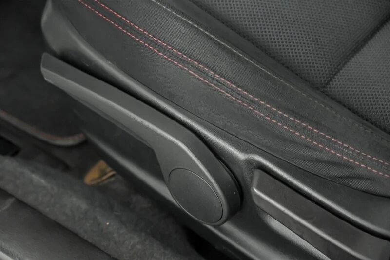 2017 Subaru Impreza - Image 20 of 30