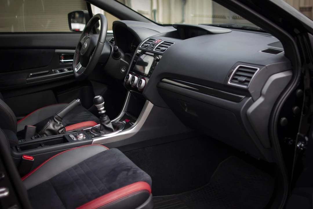 2017 Subaru Impreza WRX STi 3rd Gen - Image 27 of 31
