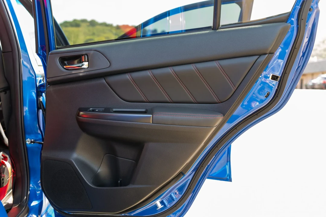 2017 Subaru Impreza WRX STi 4th Gen - Image 15 of 31