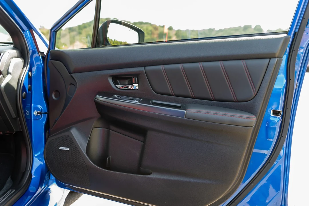 2017 Subaru Impreza WRX STi 4th Gen - Image 13 of 31
