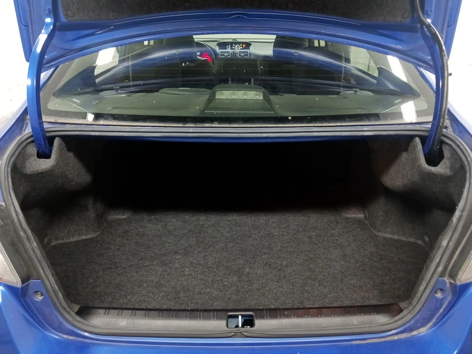 2017 Subaru Impreza WRX STi 4th Gen - Image 18 of 23