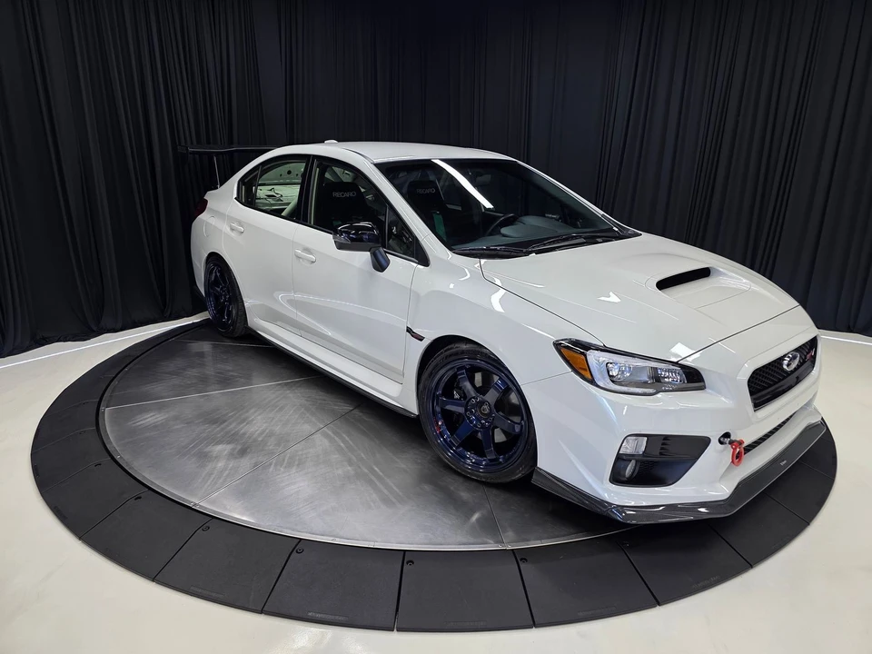 2017 Subaru Impreza WRX STi 4th Gen - Image 17 of 31