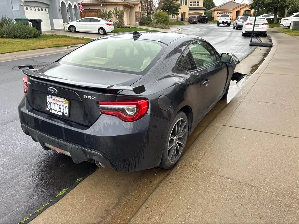 2017 Subaru BRZ 1st Gen - Image 3 of 11