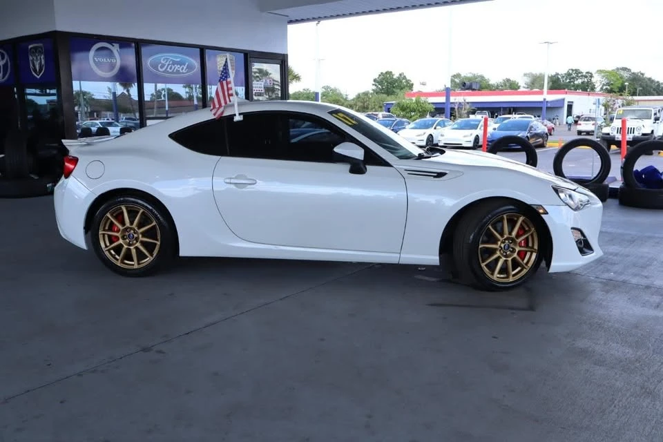2017 Subaru BRZ 1st Gen - Image 6 of 20