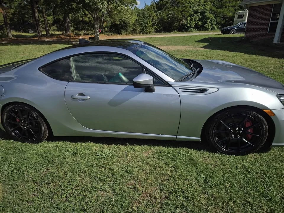 2017 Subaru BRZ 1st Gen - Image 2 of 17