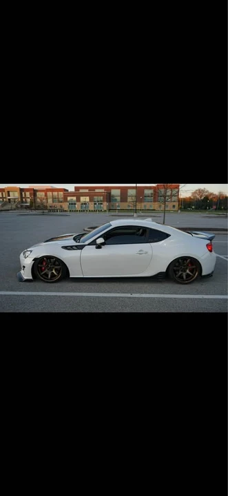 2017 Subaru BRZ 1st Gen - Image 2 of 19