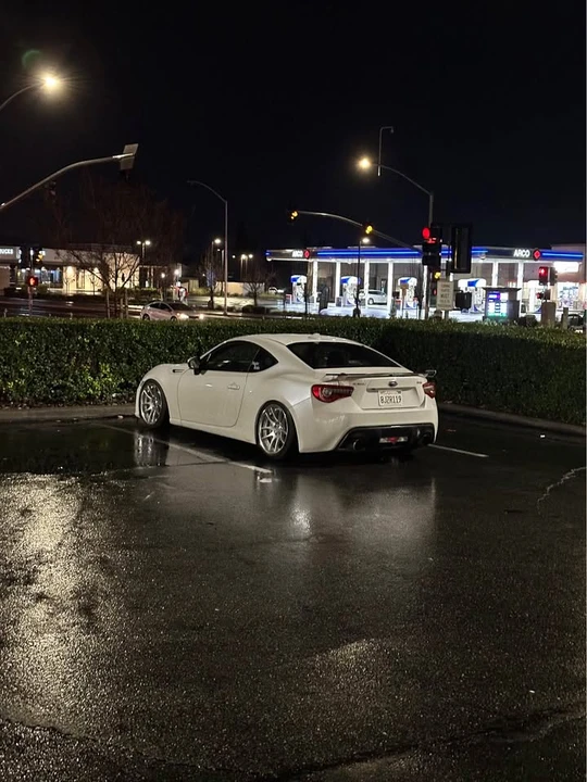 2017 Subaru BRZ 1st Gen - Image 4 of 8