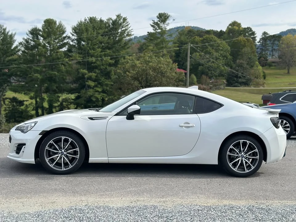 2017 Subaru BRZ 1st Gen - Image 6 of 19