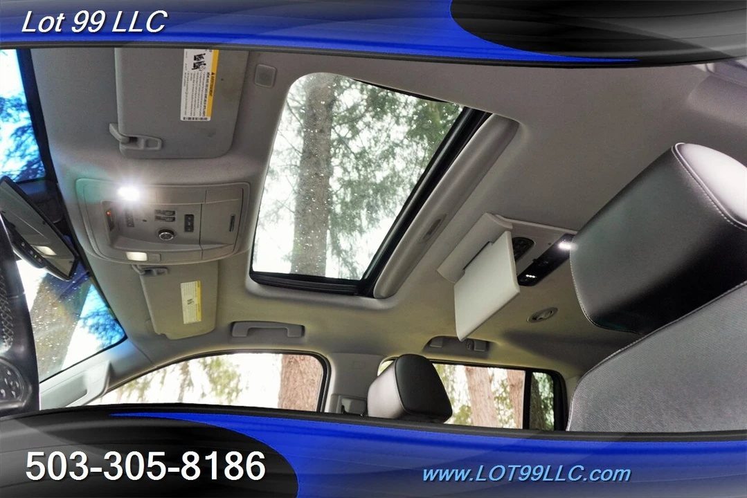 2017 Chevrolet Suburban 11th Gen - Image 3 of 4