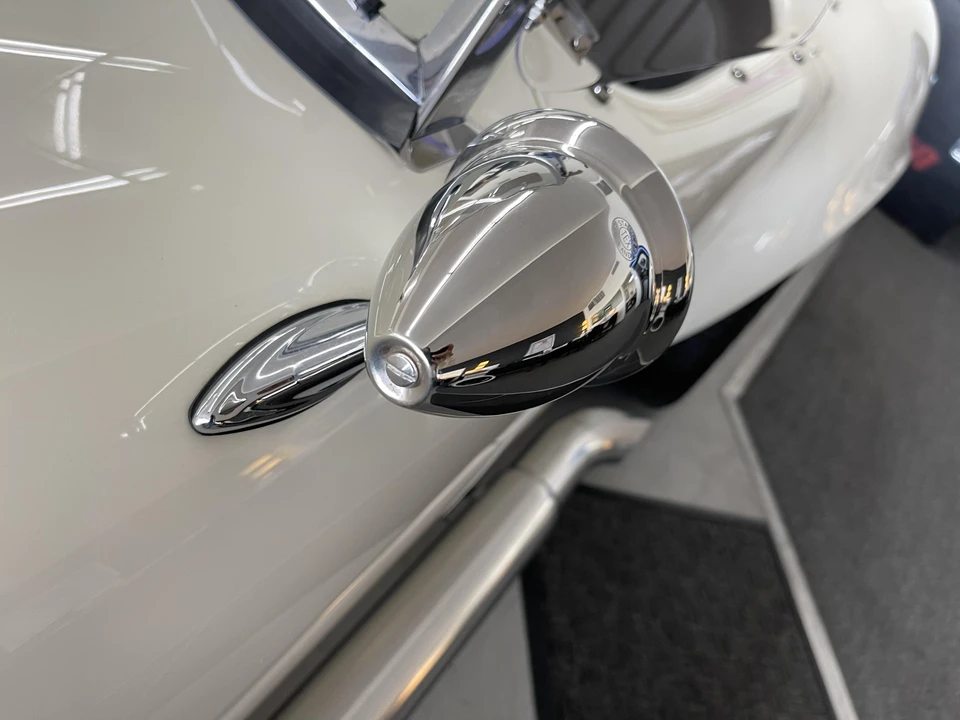 2017 Superformance - Image 14 of 14