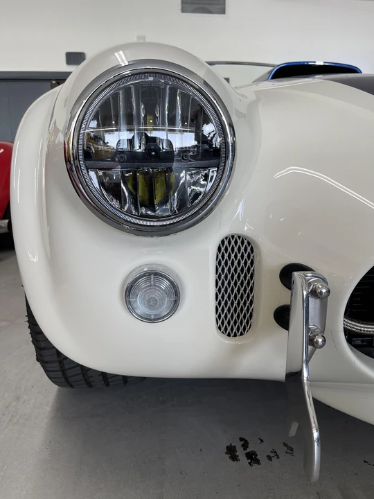 2017 Superformance - Image 11 of 14