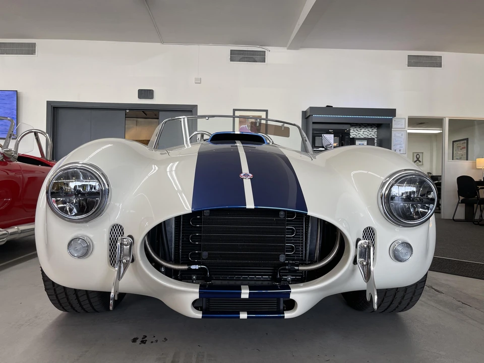 2017 Superformance - Image 6 of 14
