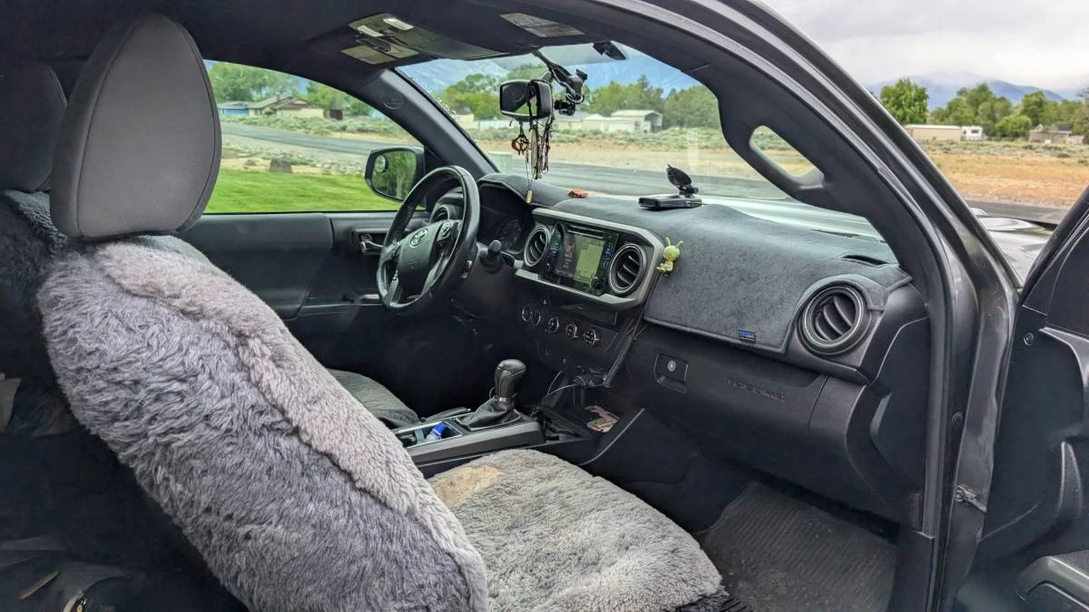 2017 Toyota Tacoma 3rd Gen - Image 8 of 10