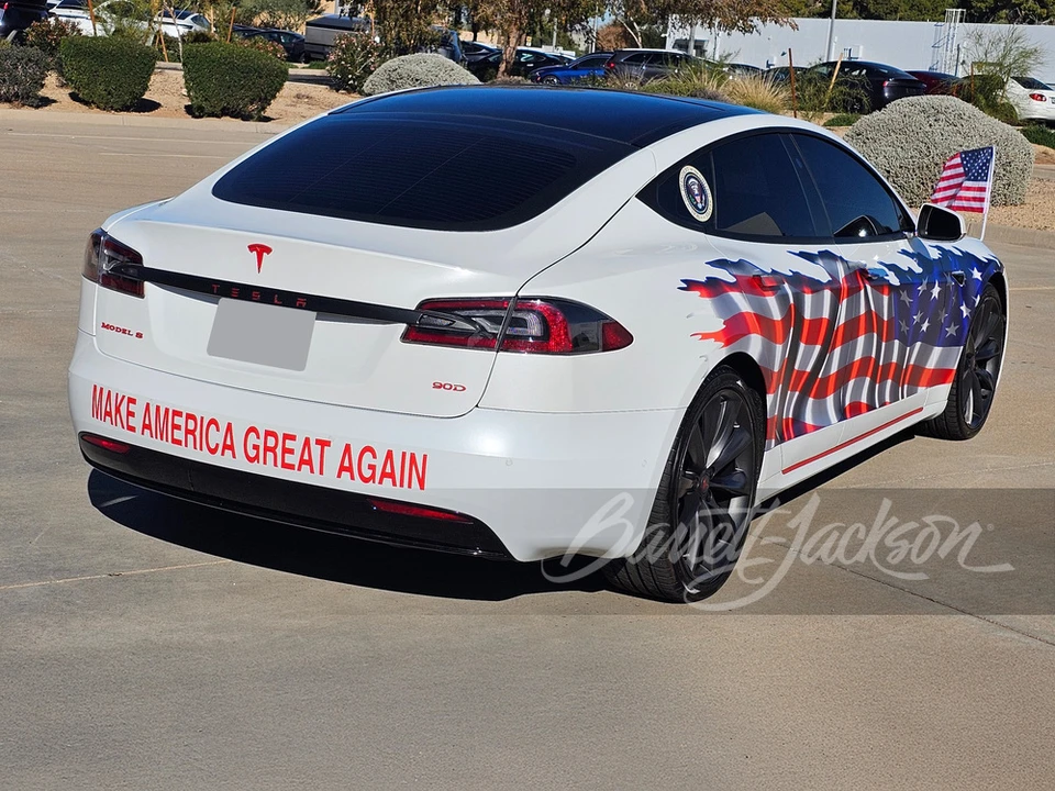 2017 Tesla Model S - Image 11 of 19