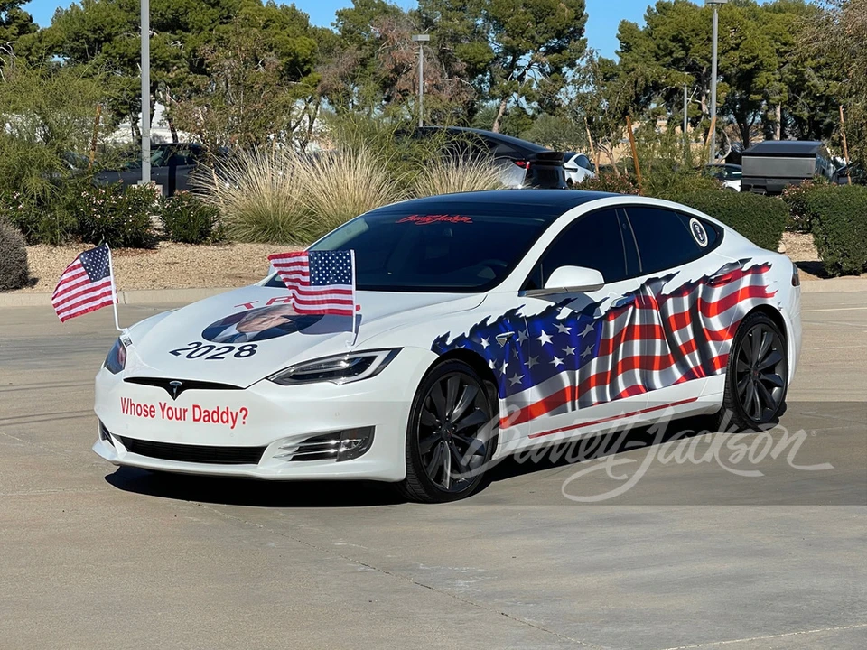 2017 Tesla Model S - Image 15 of 19