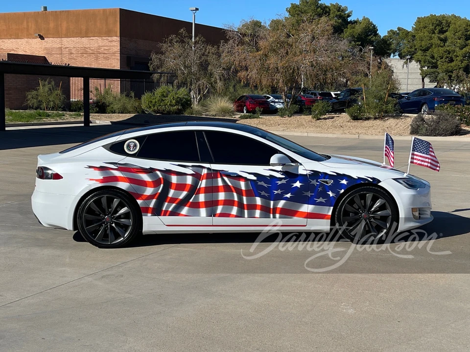 2017 Tesla Model S - Image 16 of 19