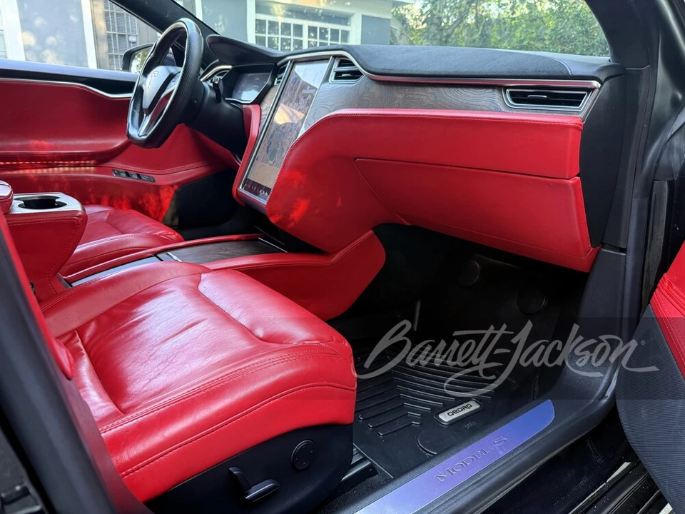2017 Tesla Model S - Image 15 of 21