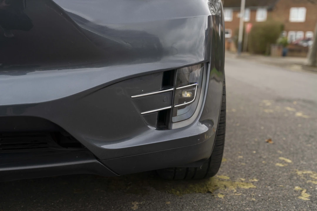 2017 Tesla Model X - Image 19 of 31
