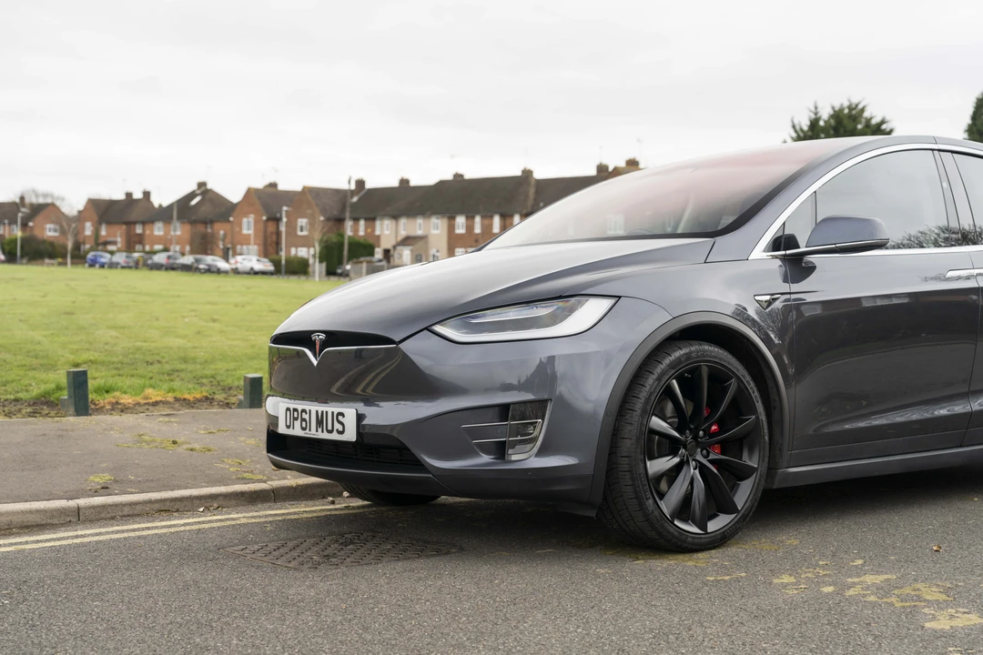 2017 Tesla Model X - Image 21 of 31