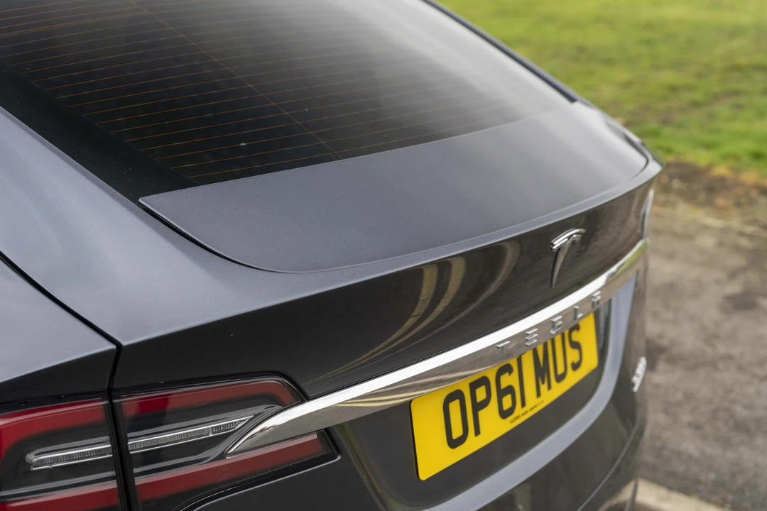 2017 Tesla Model X - Image 26 of 31