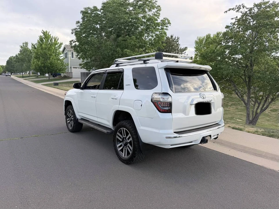 2017 Toyota 4Runner 5th Gen - Image 6 of 14