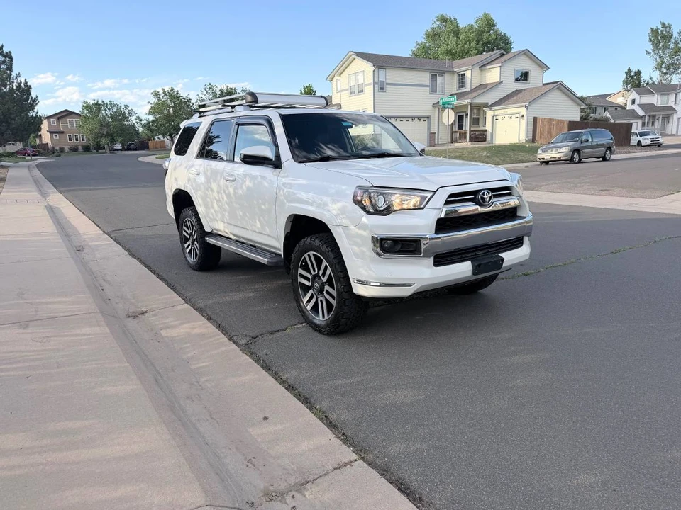 2017 Toyota 4Runner 5th Gen - Image 3 of 14
