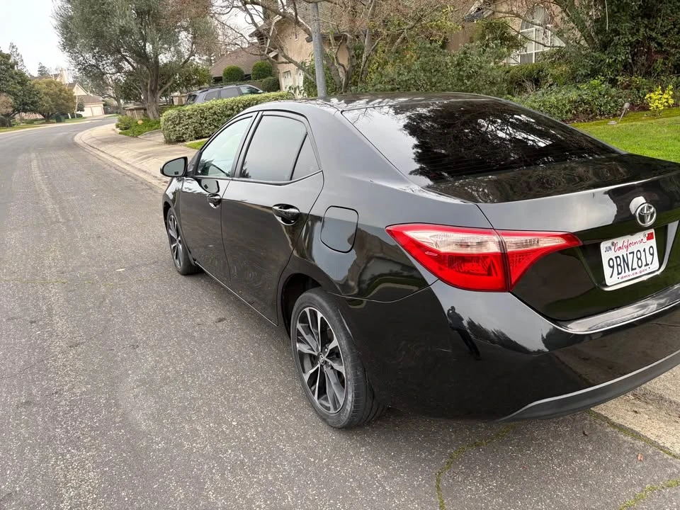 2017 Toyota Corolla 11th Gen - Image 4 of 9