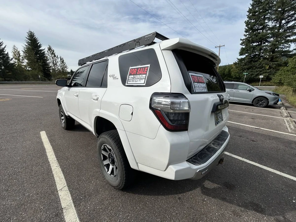 2017 Toyota 4Runner 5th Gen - Image 7 of 24
