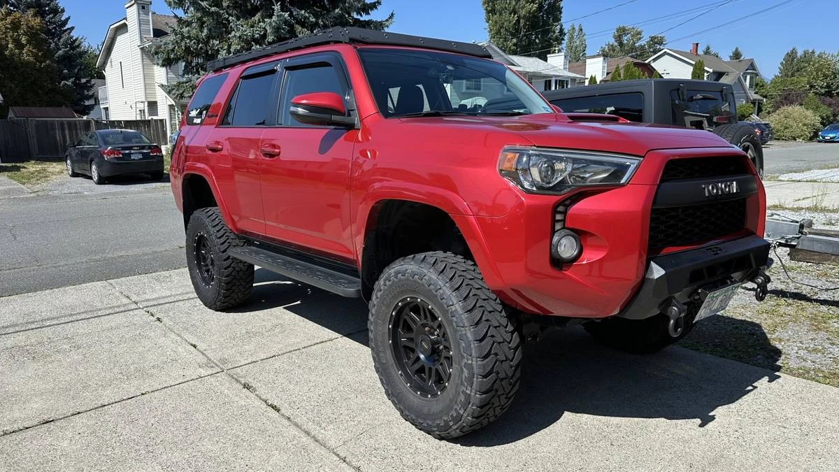 2017 Toyota 4Runner 5th Gen - Image 2 of 23