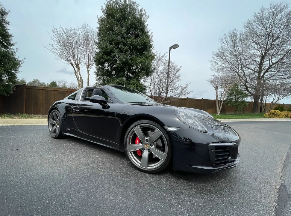 2017 Porsche 991 Targa 4 & 4S - Image 2 of 8