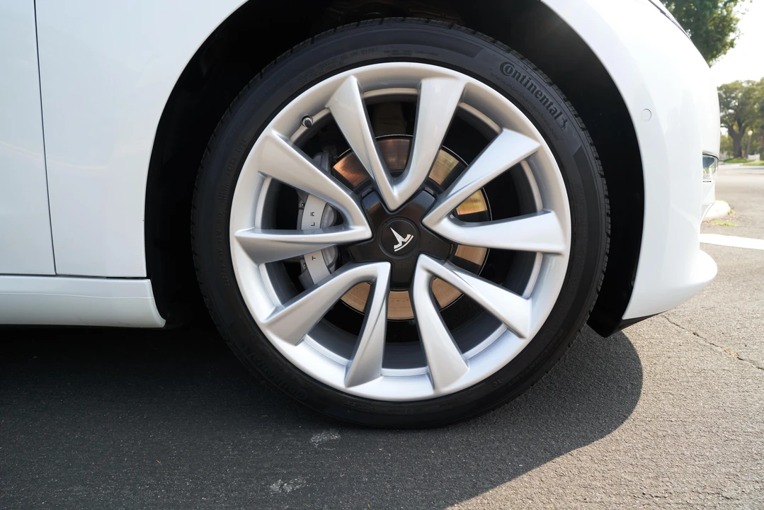 2017 Tesla Model 3 - Image 30 of 31