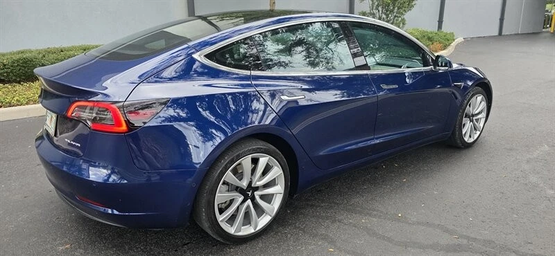 2017 Tesla Model 3 - Image 5 of 14