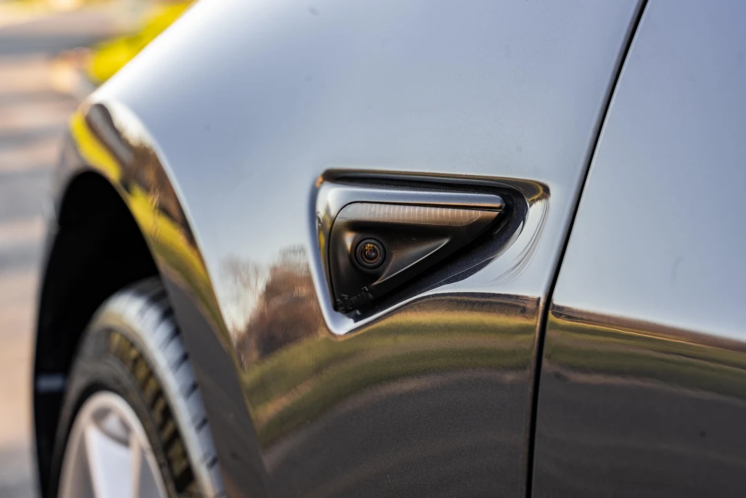 2017 Tesla Model 3 - Image 27 of 31