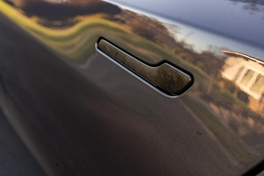 2017 Tesla Model 3 - Image 28 of 31