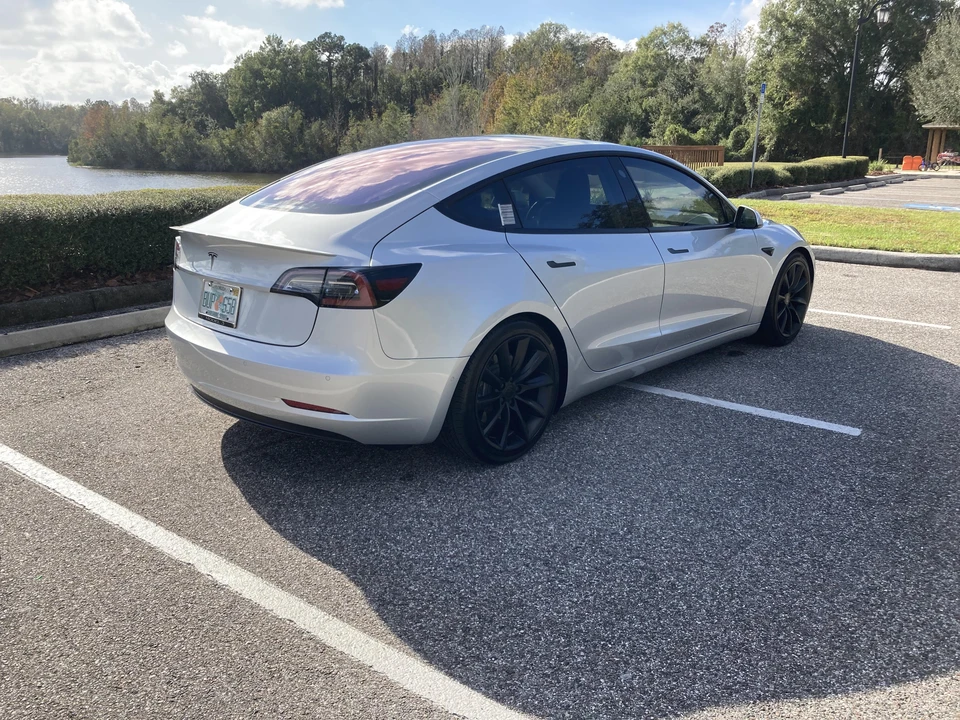 2017 Tesla Model 3 - Image 8 of 16