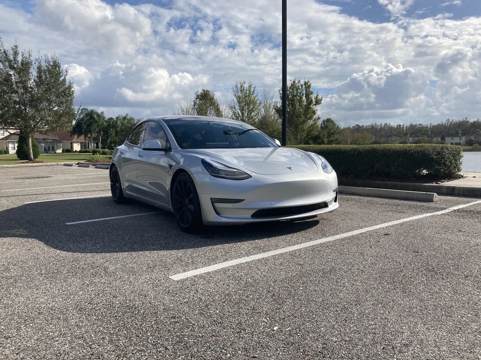 2017 Tesla Model 3 - Image 12 of 16