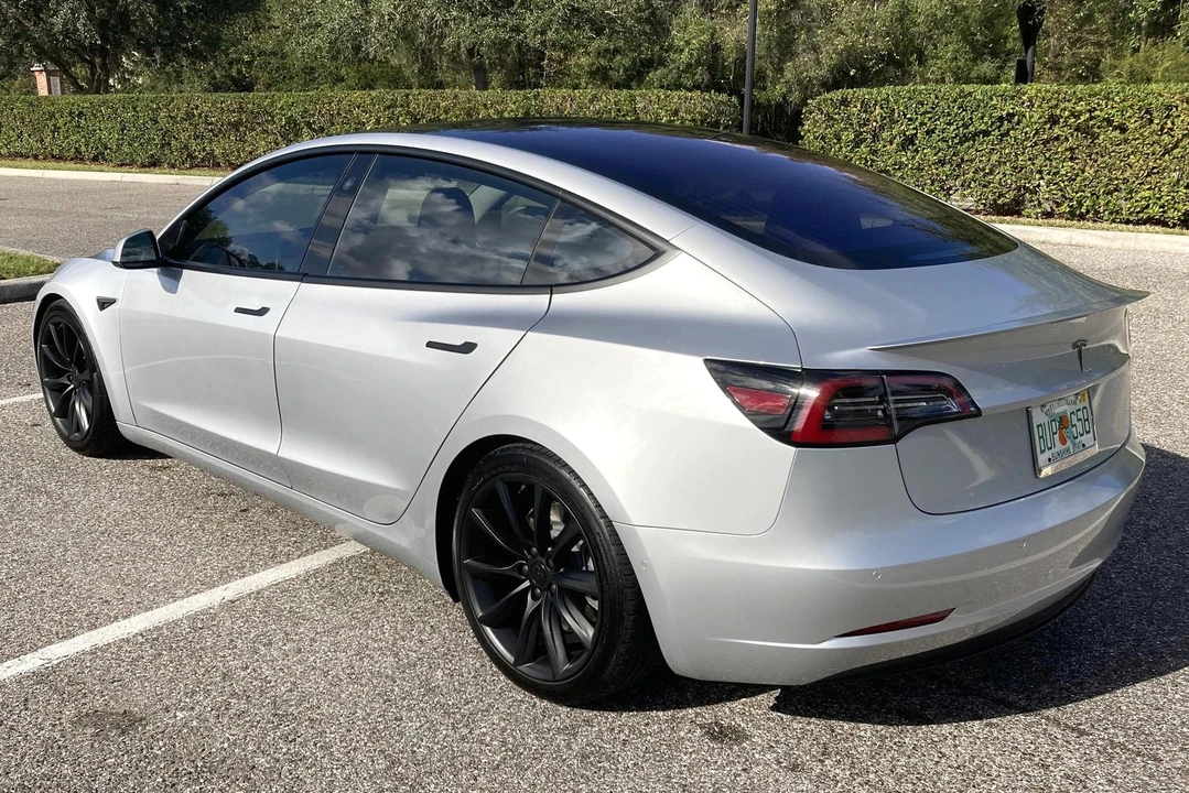 2017 Tesla Model 3 - Image 4 of 16